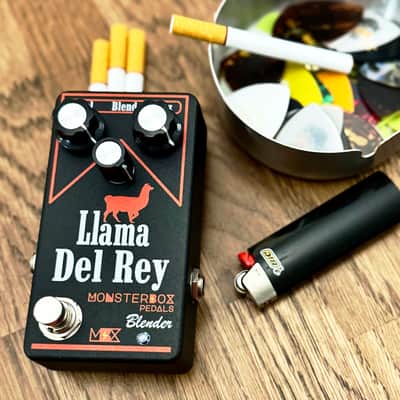 Monsterbox Pedals Llama Del Rey w/ Blender image 1