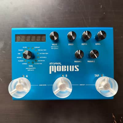 Strymon Mobius 2012 - Present - Blue image 1