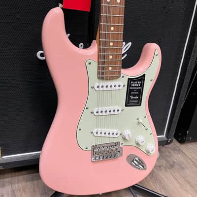 Fender Limited Edition Player Stratocaster with Pau Ferro Fretboard 2022 - Shell Pink image 1