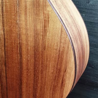 724ce Grand Auditorium / V-class Acoustic-Electric Guitar - Natural Hawaiian Koa image 13