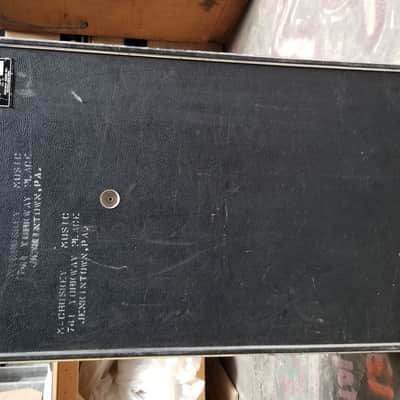 Traynor YT-15 70's 2x15 Bass Cab image 2