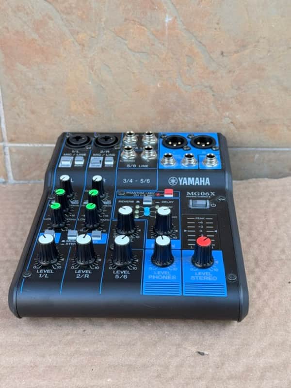 Yamaha MG06X 6 Channel Stereo Mixer with Effects image 1