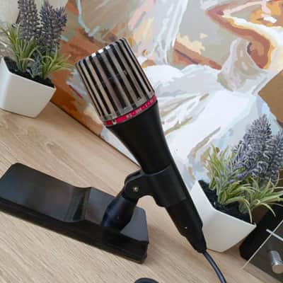 Lomo MD-300 dynamic microphne with XLR image 3