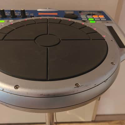 Roland HPD-15 HandSonic Digital Hand Percussion Controller with stand image 9