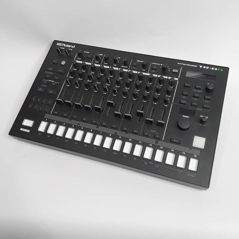 Roland TR-8S AIRA Rhythm Performer with Sample Playback | Reverb