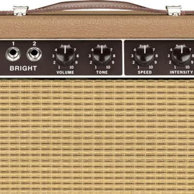 Fender '62 Deluxe Amp image 3