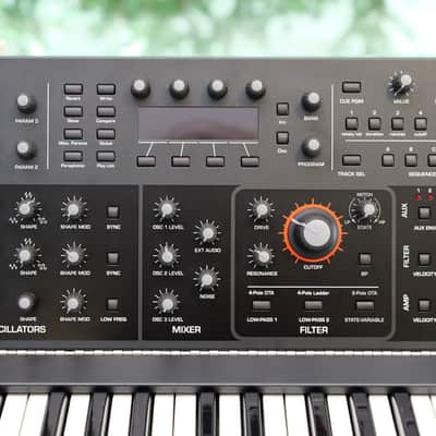 Sequential Pro 3 SE 37-Key 3-Voice Monophonic / Paraphonic Synthesizer in Mint Condition! image 11