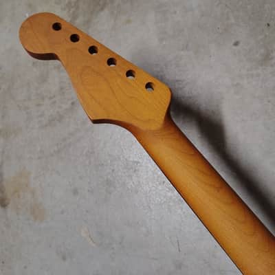 Roasted Maple Strat Neck fits fender Stratocaster body 22 frets image 5