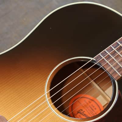 2015 Gibson J-45 True Vintage Acoustic/ Electric Guitar Vintage Sunburst + OHSC image 7
