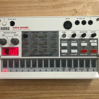 Korg Volca Sample Digital Sample Sequencer 2010s - White