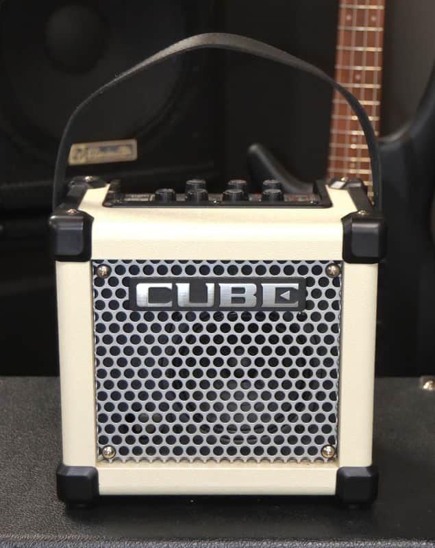 Roland Micro Cube GX Portable Guitar Amplifier – Used image 1