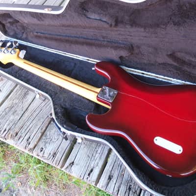 Fender Elite Precision Bass II with Maple Fretboard 1983 - 1985 - Wild Cherry image 6