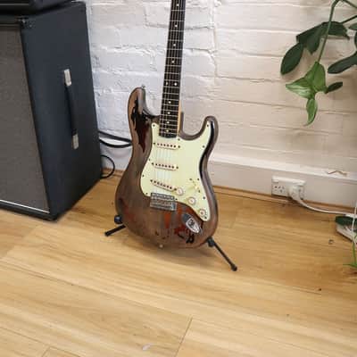Fender Custom Shop Rory Gallagher Tribute Stratocaster 2004 - Present - 3-Color Sunburst image 2