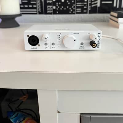 Arturia MiniFuse 1 USB-C Audio Interface 2021 - White image 1