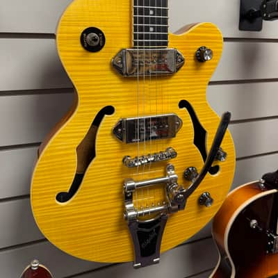 Epiphone Epiphone Wildkat Semi Hollow Electric Guitar With Bigsby Antique Natural image 2