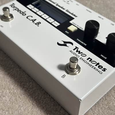 Two Notes Torpedo C.A.B. Speaker Simulator Pedal 2010s - White/Black image 4