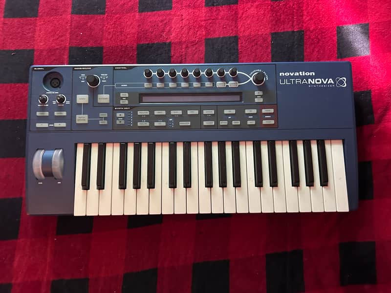Novation UltraNova 37-Key 20-Voice Synthesizer | Reverb
