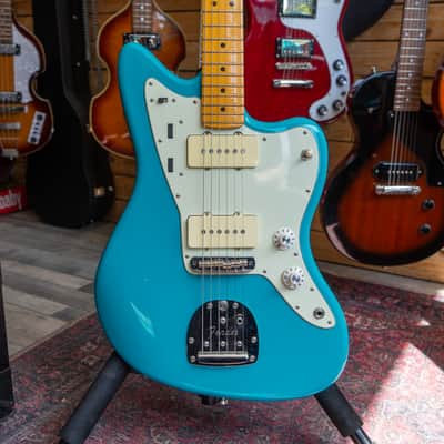 Immagine Fender American Professional II Jazzmaster in Miami Blue - (Pre-Owned) - 1