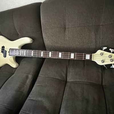 Yamaha BB2004 Mid 2000s - White image 5