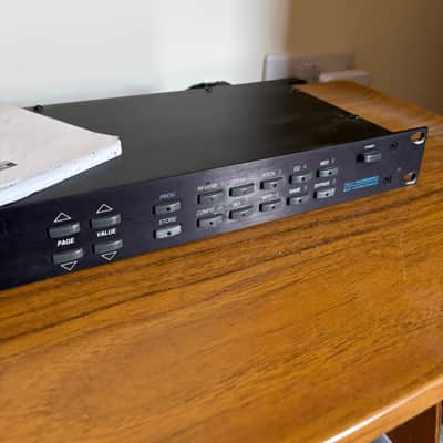 Alesis QuadraVerb 20k Bandwidth Simultaneous Digital Effects Processor 1990s - Black image 5