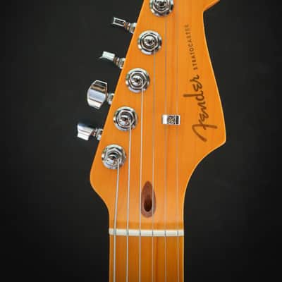 Fender American Ultra II Stratocaster Pre-Owned image 9