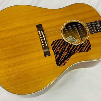 Gibson J-35 Antique Natural Electro-Acoustic Guitar, 2016 image 2
