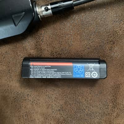 Shure GLXD1 Z2 Wireless Instrument Transmitter image 7