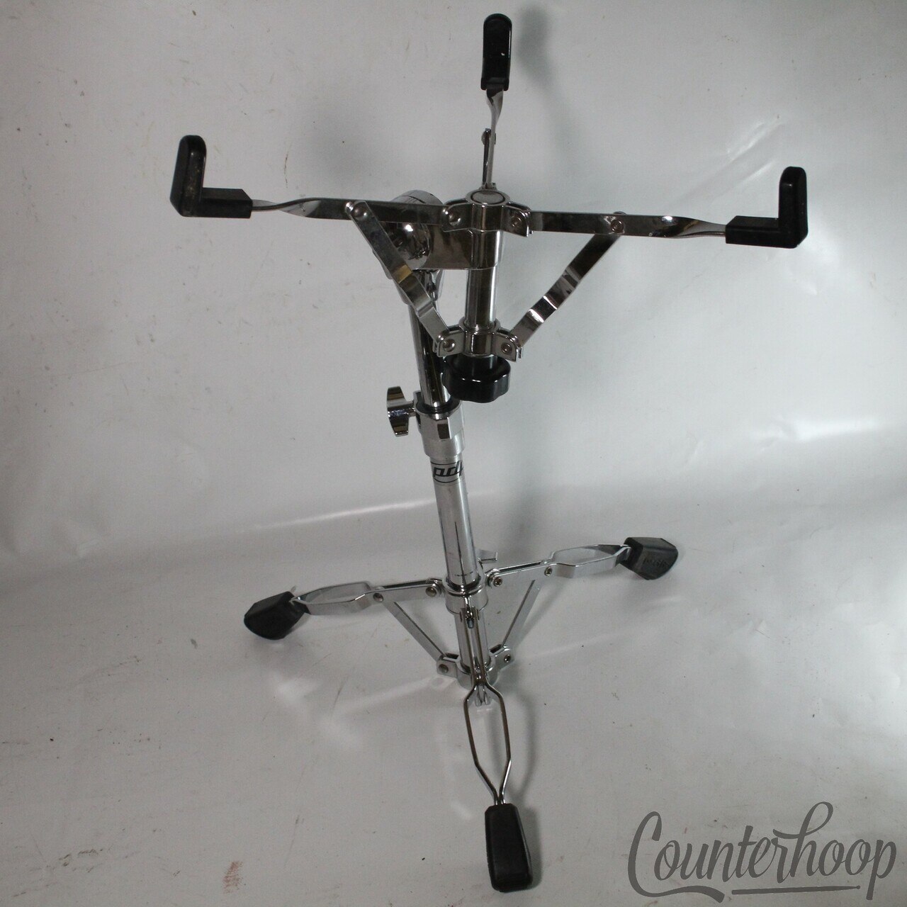 Pacific Drums by DW 700 Series Snare Drum Stand Double-Braced Chrome PDSS700* — main photograph
