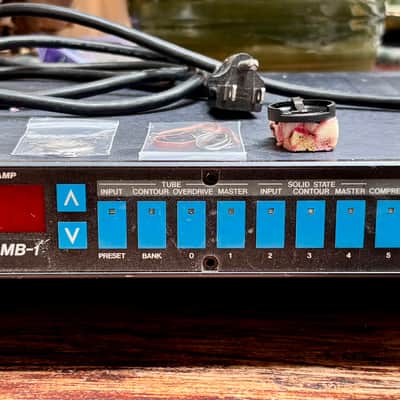 A/DA MB1 90s - Black Metal image 1
