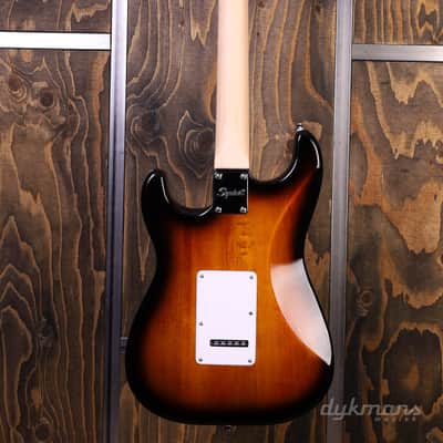 Squier Sonic Stratocaster 2-Color Sunburst image 8