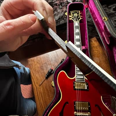 Gibson ES-355 with Maestro Vibrola 1964 Cherry 100% Original image 10