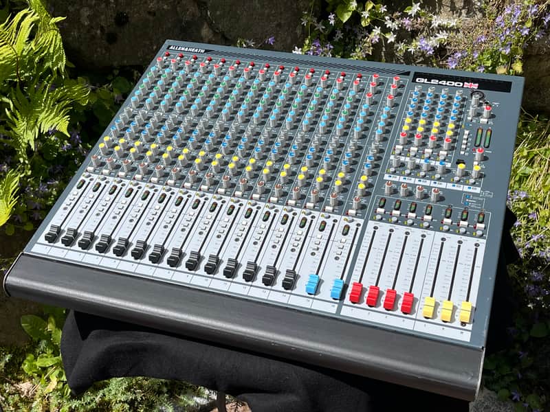 Allen & Heath GL2400 16 - Black image 1