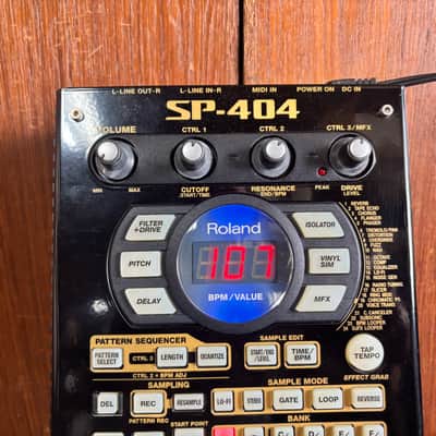 Roland SP-404 Sampling Workstation Black version w/ power supply image 2