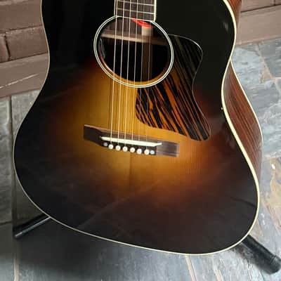 Gibson Custom Shop Limited Edition Advanced Jumbo Red Spruce Guitar 2022 - Sunburst image 2