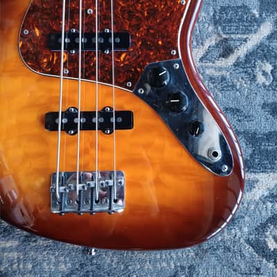 Fender American Deluxe Jazz Bass Special Edition Quilt 1999-2000 - Tobacco Burst image 5