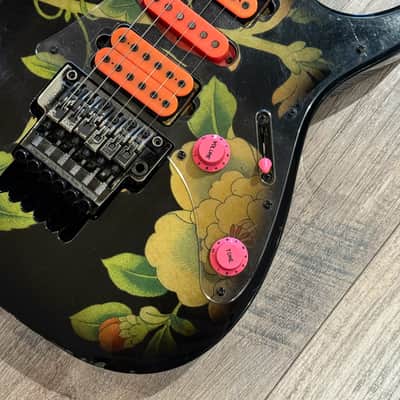 Ibanez JEM77-FP Steve Vai Signature 1991 Black Floral Pattern image 4
