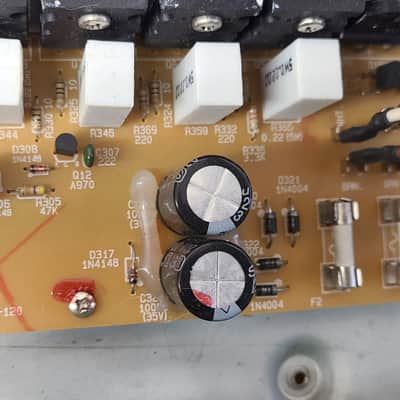 Kustom TRB-400 400 Watt Tube PreAmp Tuck N Roll Bass Amplifier Head image 15