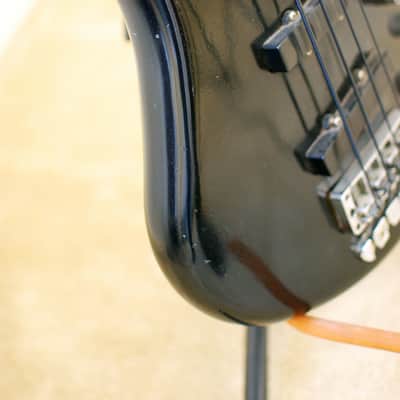 Warwick Ryan Martinie's (Mudvayne) Custom Thumb 4 2001 Black image 8
