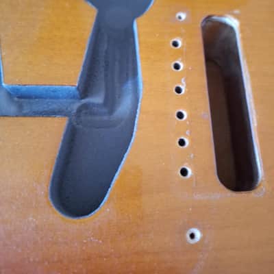 Fender Eric Johnson Stratocaster with Maple Fretboard 2005 - Present - 2-Color Sunburst image 5