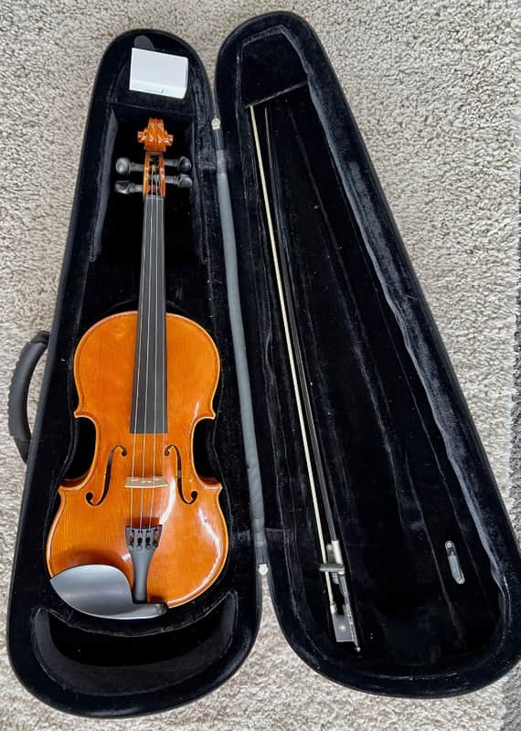 Krutz 200 Series V420 4/4 Full Size High Grade Student Violin w/Bow and Case image 1