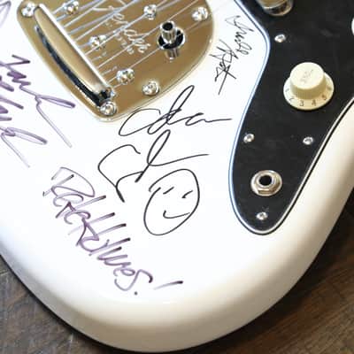 CA Wildfire Benefit Charity! 2018 Fender JazzMaster MIM Polar White Signed By Dave Grohl, Beck, Adam Sandler, Jack Black, & Pete Holmes! + OHSC image 5