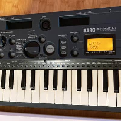 Korg MicroSAMPLER Sampling Keyboard Synth Micro Sampler + New Mic - Excellent condition image 5