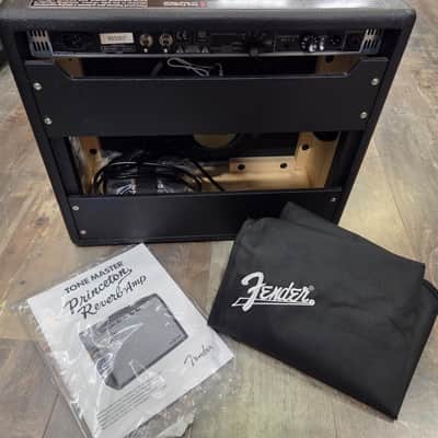 Fender Tone Master Princeton Reverb 12-Watt 1x10" Guitar Combo 2022 - Present - Black image 3