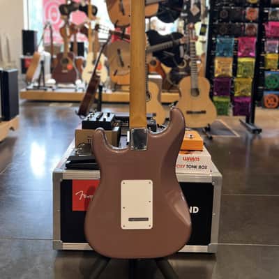 Fender Vintera '60s Stratocaster Modified with Pau Ferro Fretboard - Burgundy Mist Metallic image 6
