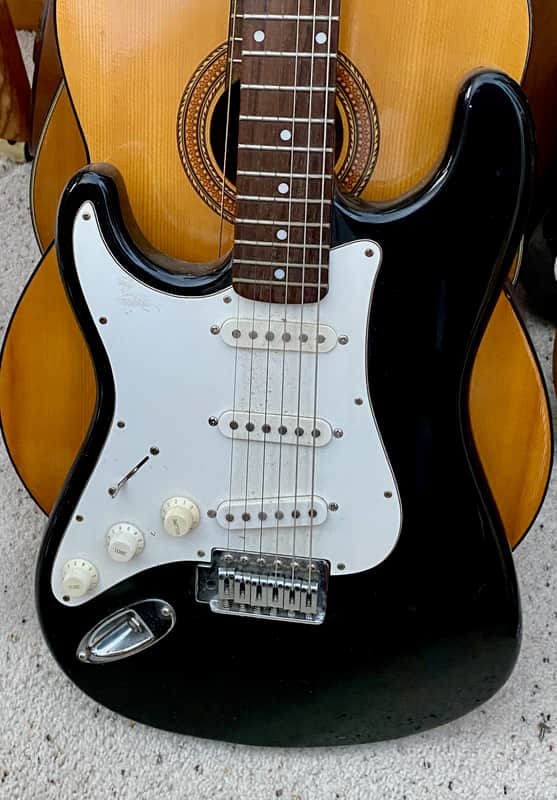 Samick Left-Handed LS-11 / BK Stratocaster Style 2000's image 1