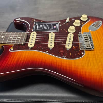 Fender American Stratocaster 70th Anniversary BRAND NEW Professional II AAA Flame Top Comet Burst Sunburst USA Strat FSR Limited Special Edition Guitar image 12