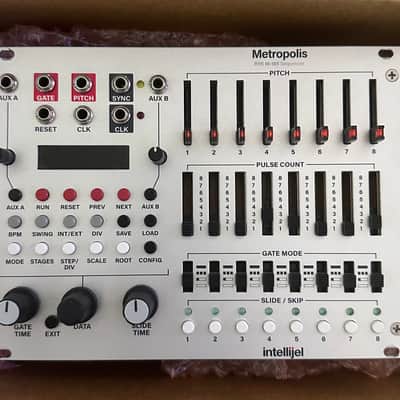 Intellijel Metropolis Complex Pitch / Gate Sequencer Eurorack