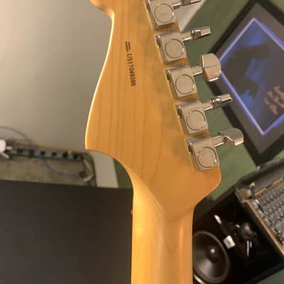 Fender Limited Edition American Professional Jazzmaster with Ebony Fretboard 2017 - Silverburst image 9