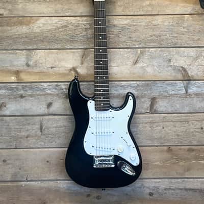 Squier Mini Stratocaster with Rosewood Fretboard 2011 - 2017 - Black image 10