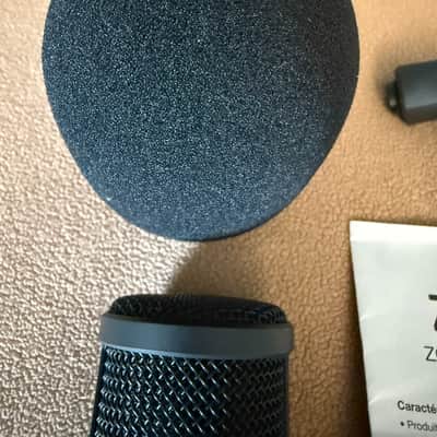 Zoom ZDM-1 Cardioid Dynamic Podcast Microphone with Windscreen, Mint! image 7